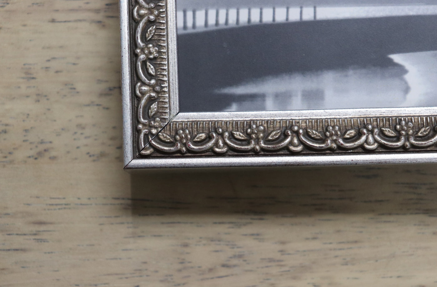 5" x 7" Metal Photo Frame with UV Protective Glass- Bella